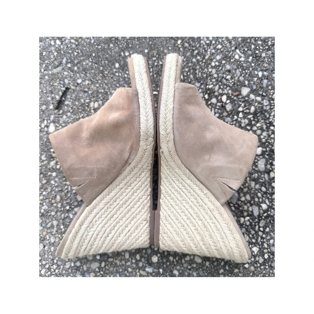 Steve Madden minimalist capsule